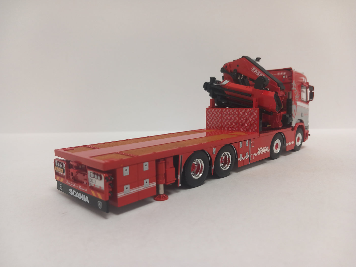 WSI 01-4444 THOMAS BERG - SCANIA *LAST ONE*