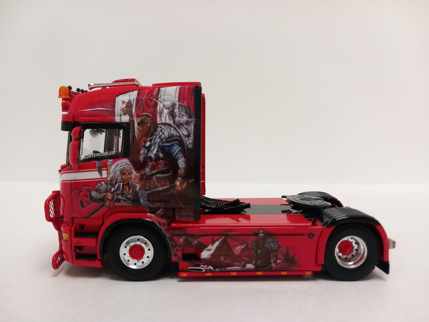 ARRIVAL WSI 01-4646 JENS NAUJOK - SCANIA