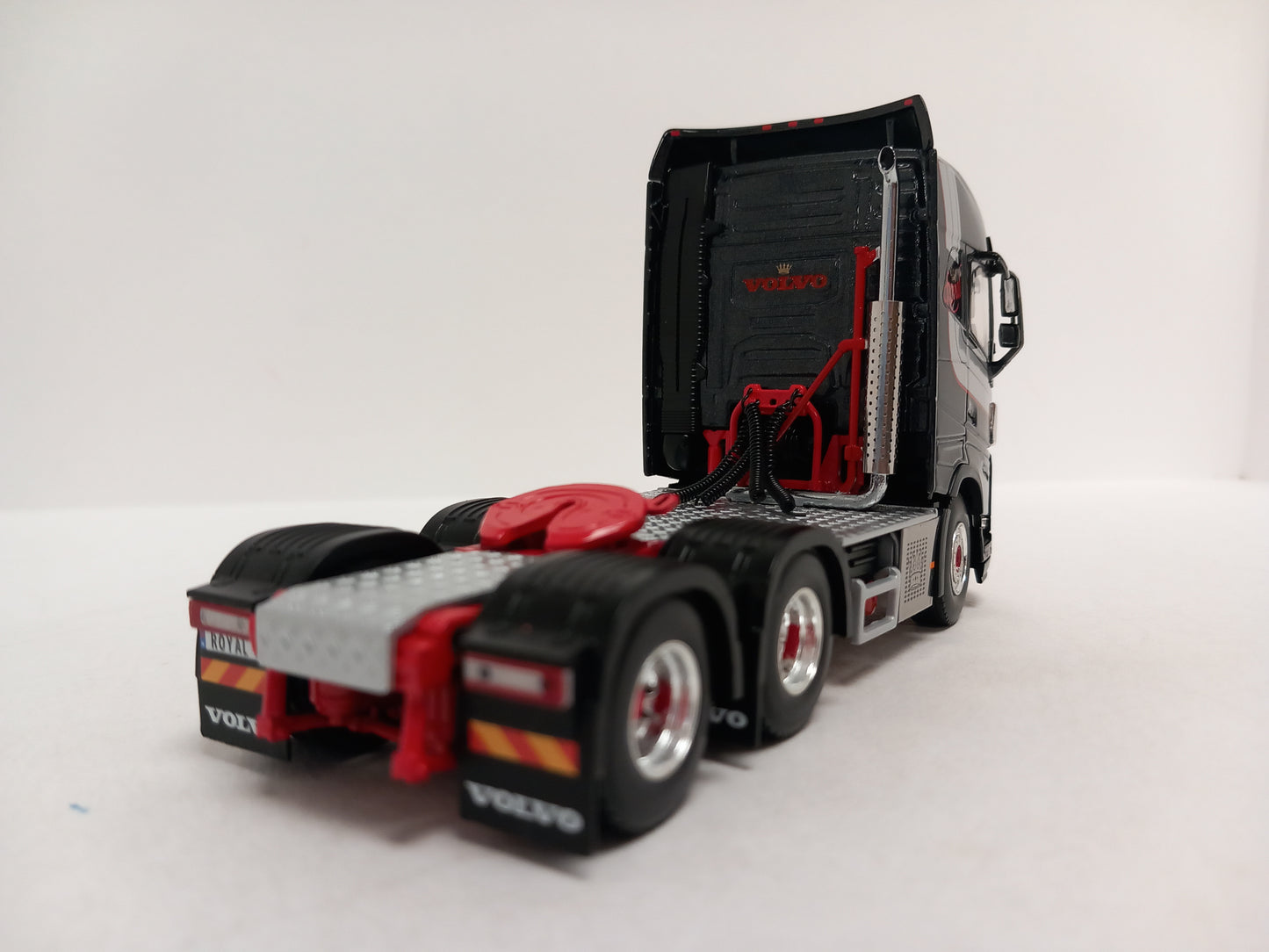 WSI 01-4692 ROYAL EDITION - VOLVO * LAST ONE *