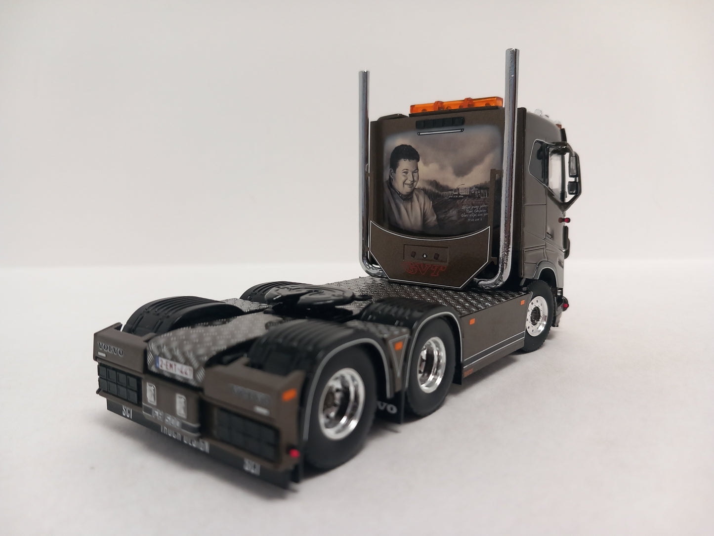 ARRIVAL WSI 01-4698 GVT TRANSPORT BRUGGE - VOLVO