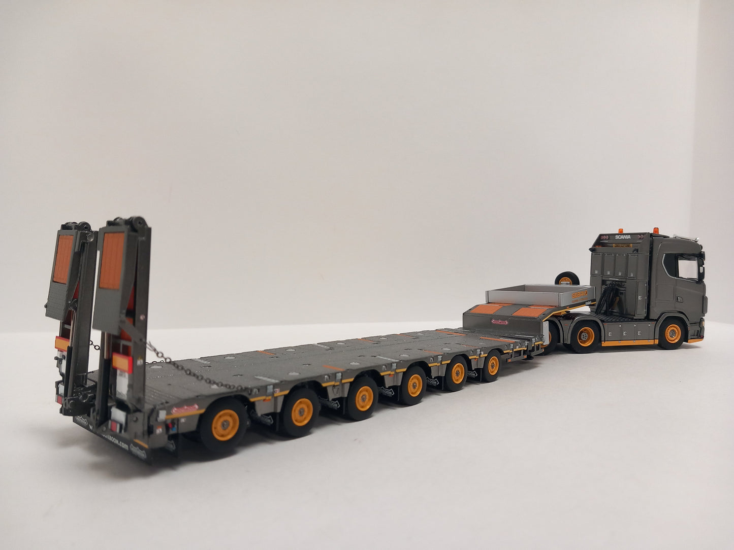 ARRIVAL WSI 01-4711 GERHAN TRANSPORT - SCANIA * LOW STOCK *
