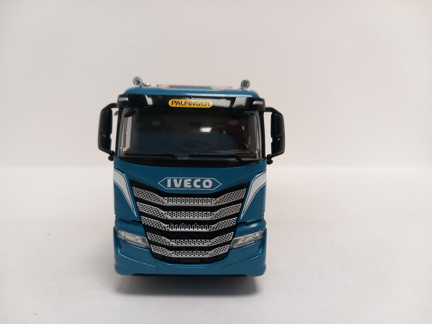 WSI 04-2214 PREMIUM LINE RIGED PALFINGER - IVECO * LAST ONE *