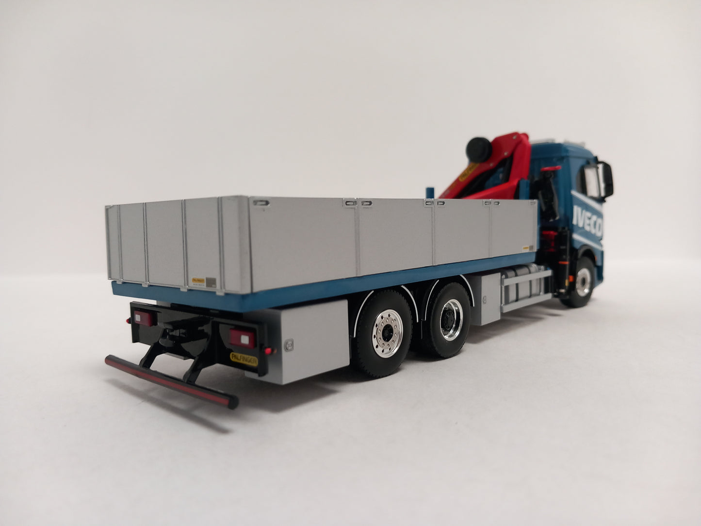 WSI 04-2214 PREMIUM LINE RIGED PALFINGER - IVECO * LAST ONE *