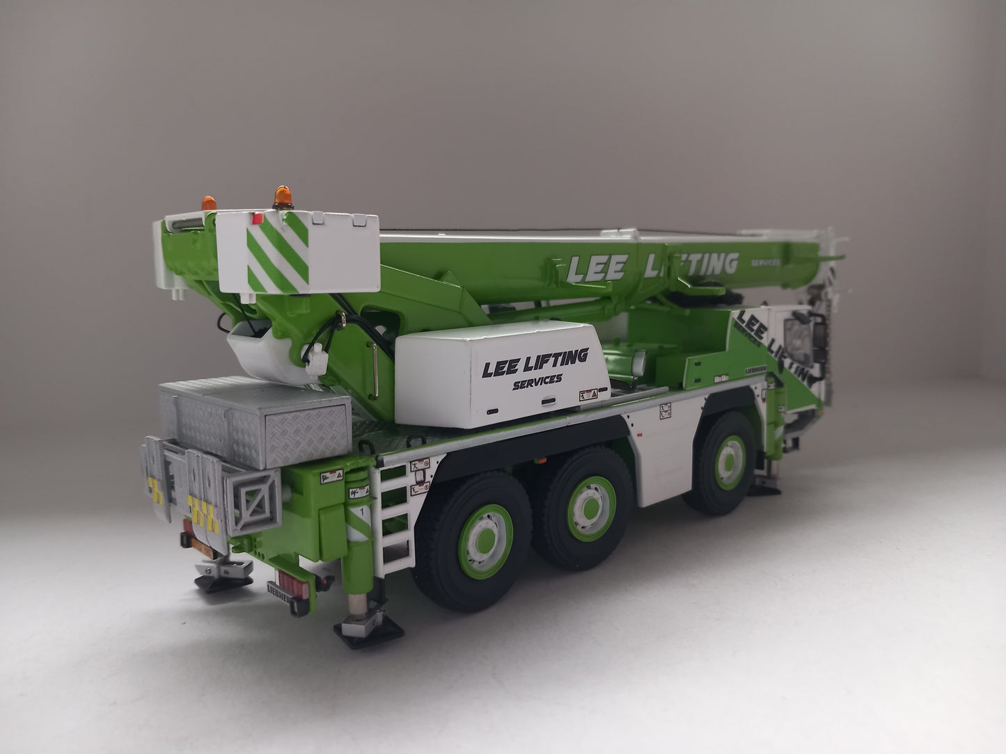 * FINAL REDUCTION * CONSTRUCTION - WSI 51-2122 LEE LIFTING