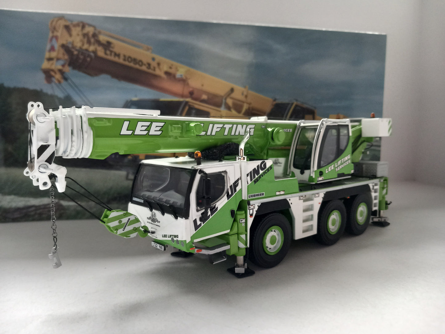 * FINAL REDUCTION * CONSTRUCTION - WSI 51-2122 LEE LIFTING