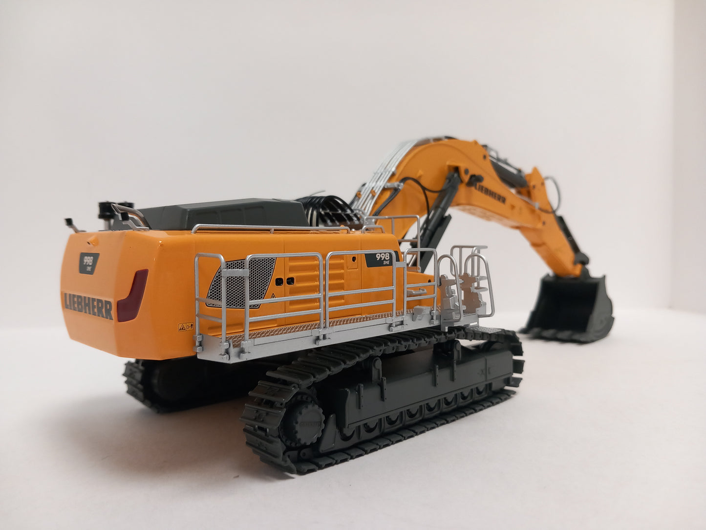 CONSTRUCTION WSI 64-2011 PREMIUM LINE R998 SME - LIEBHERR