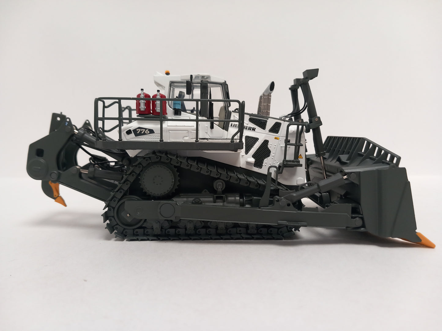 CONSTRUCTION WSI 64-2015 PREMIUM LINE PR776 - LIEBHERR