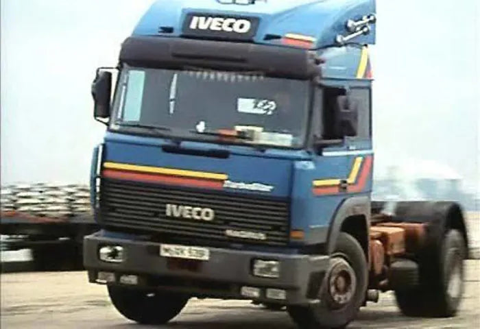 YEAR 2027 Q3 IVECO 92578 - Tbp (Blauw)