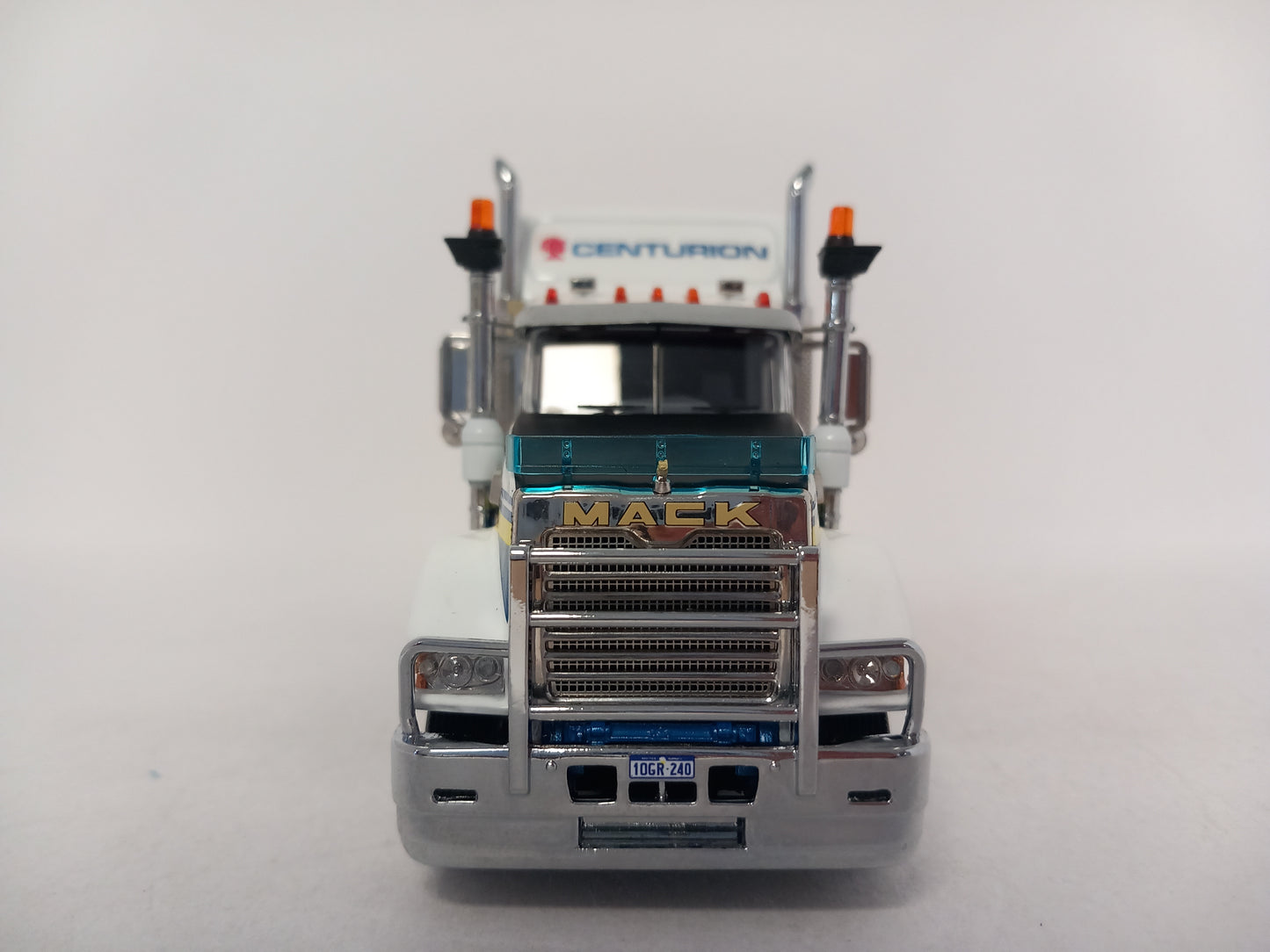 DRAKE MACK Z01594 - CENTURION