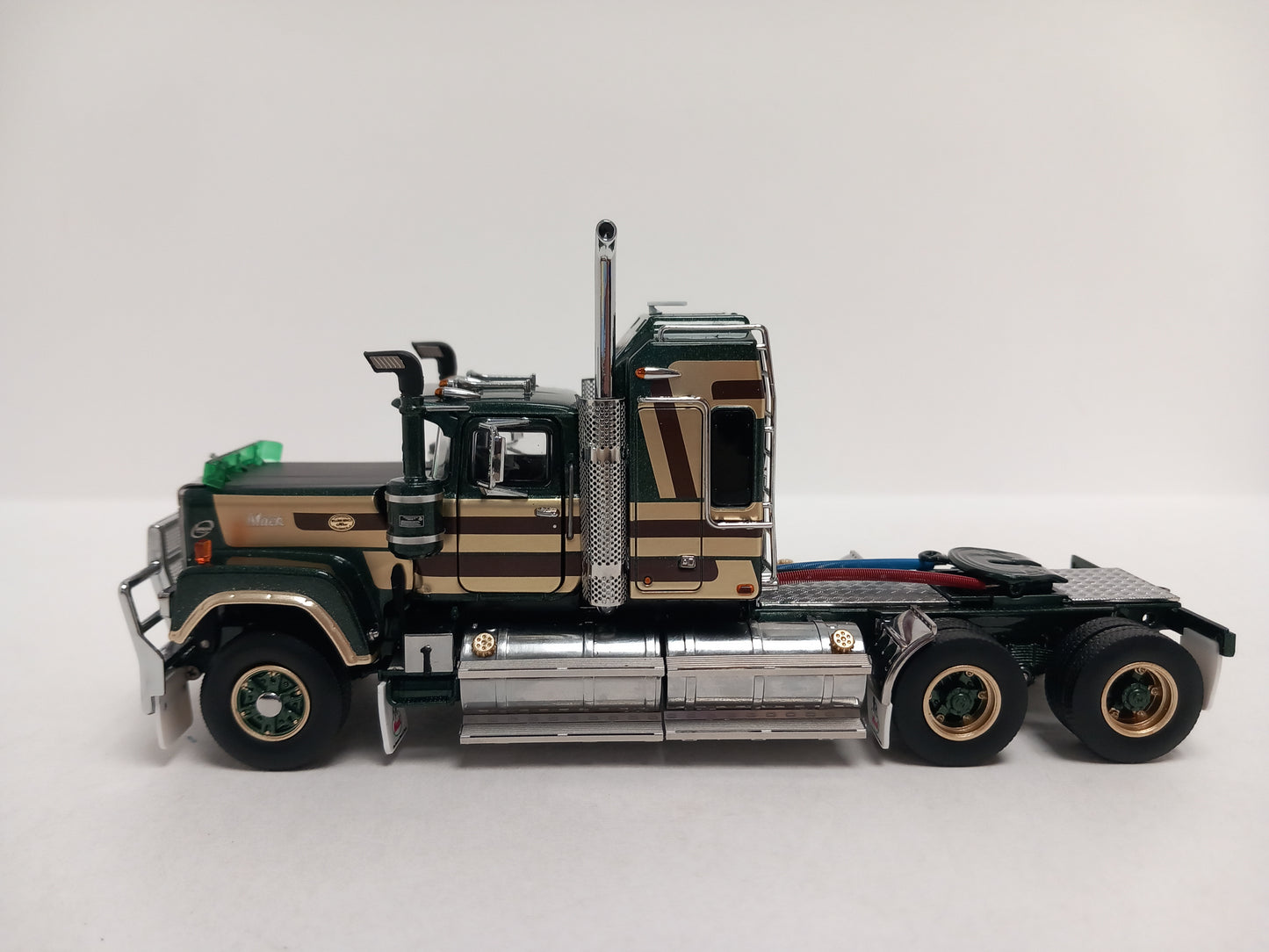 DRAKE Z88005 BICENTENNIAL WILLIAM HOVEL - MACK * LAST ONE *