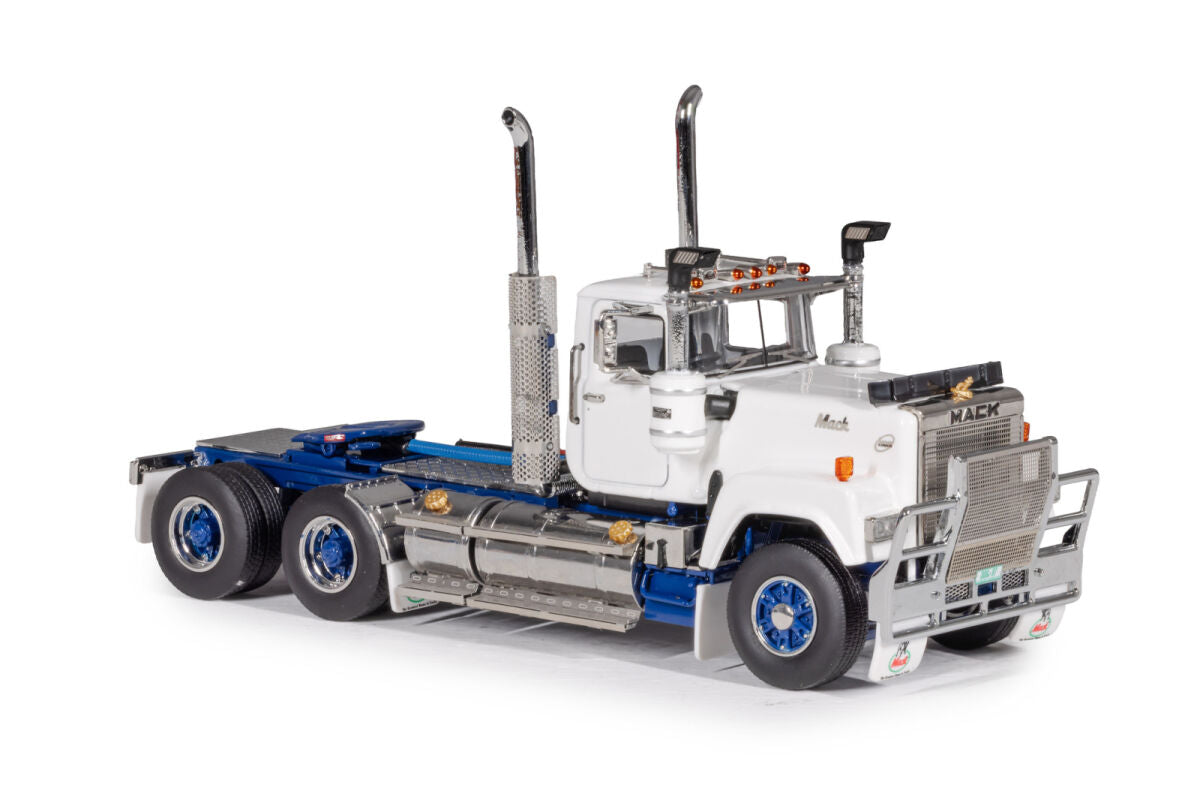 YEAR 2027 Q1 DRAKE MACK Z01715 - Day Cab Series