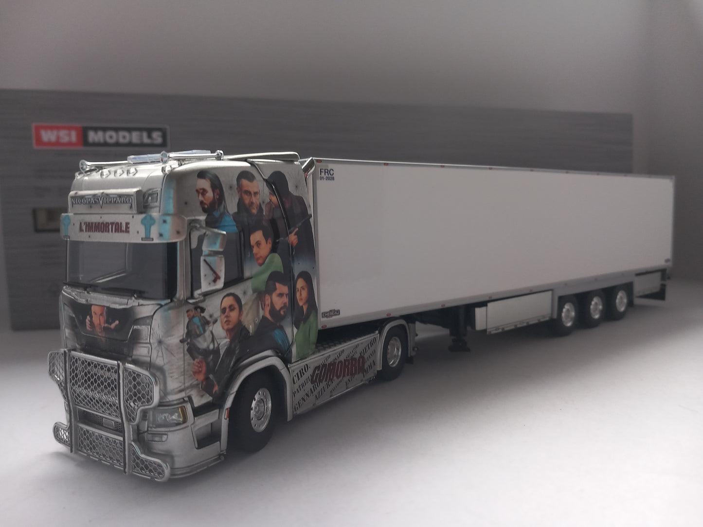 A ***REDUCED TO CLEAR ITEM*** WSI 01-4111 NICOLAS VILLARD - SCANIA