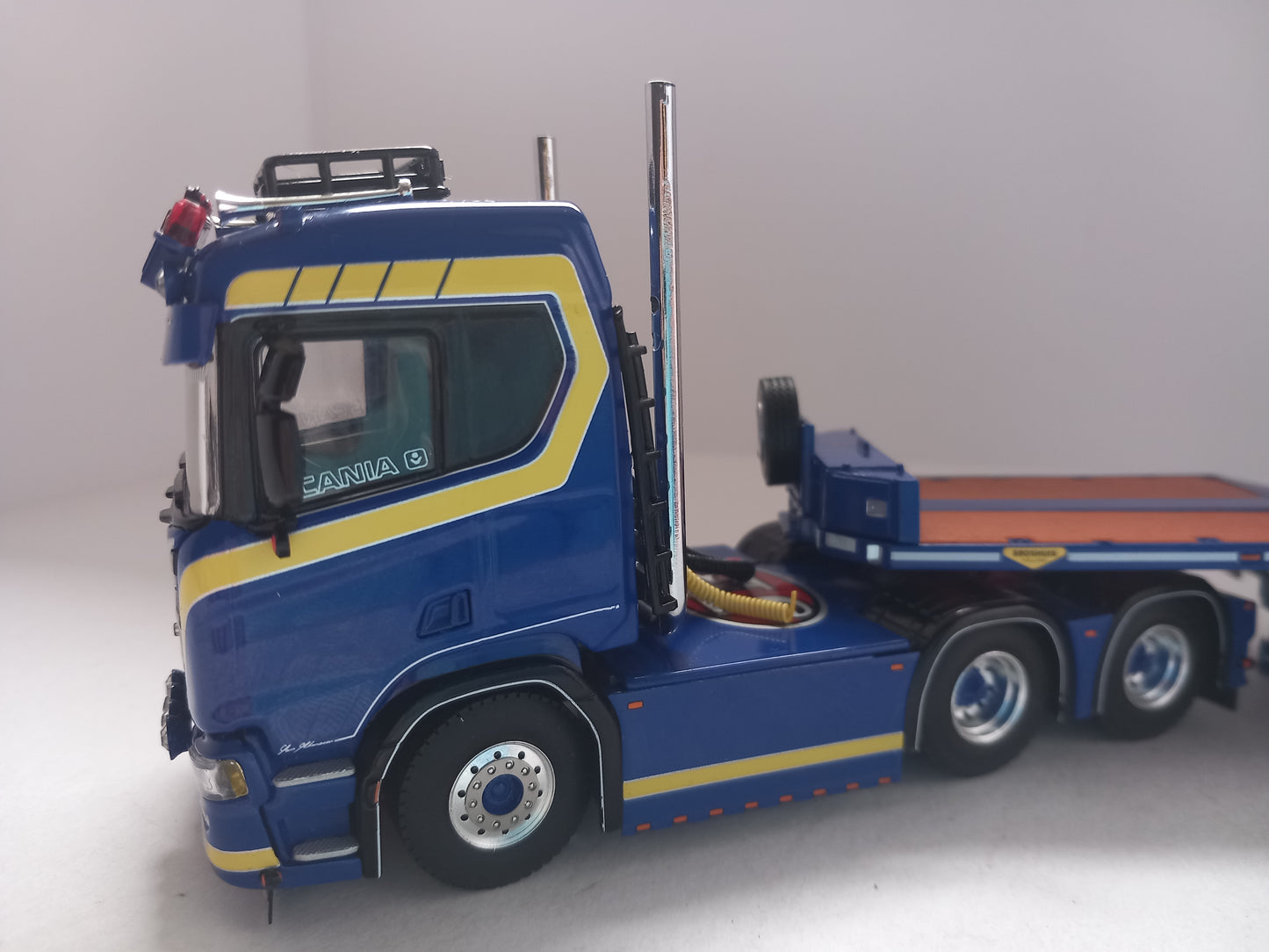 WSI 01-4282 JB BILBARGNING - SCANIA