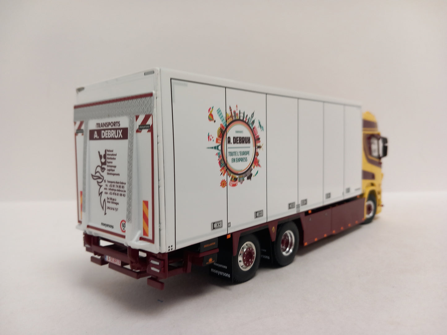 WSI 01-4776 A.DEBRUX - SCANIA