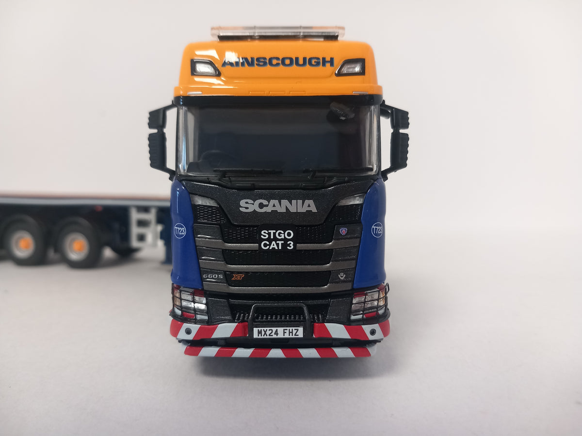 ARRIVAL WSI SCANIA 01-5252 - AINSCOUGH CRANE HIRE
