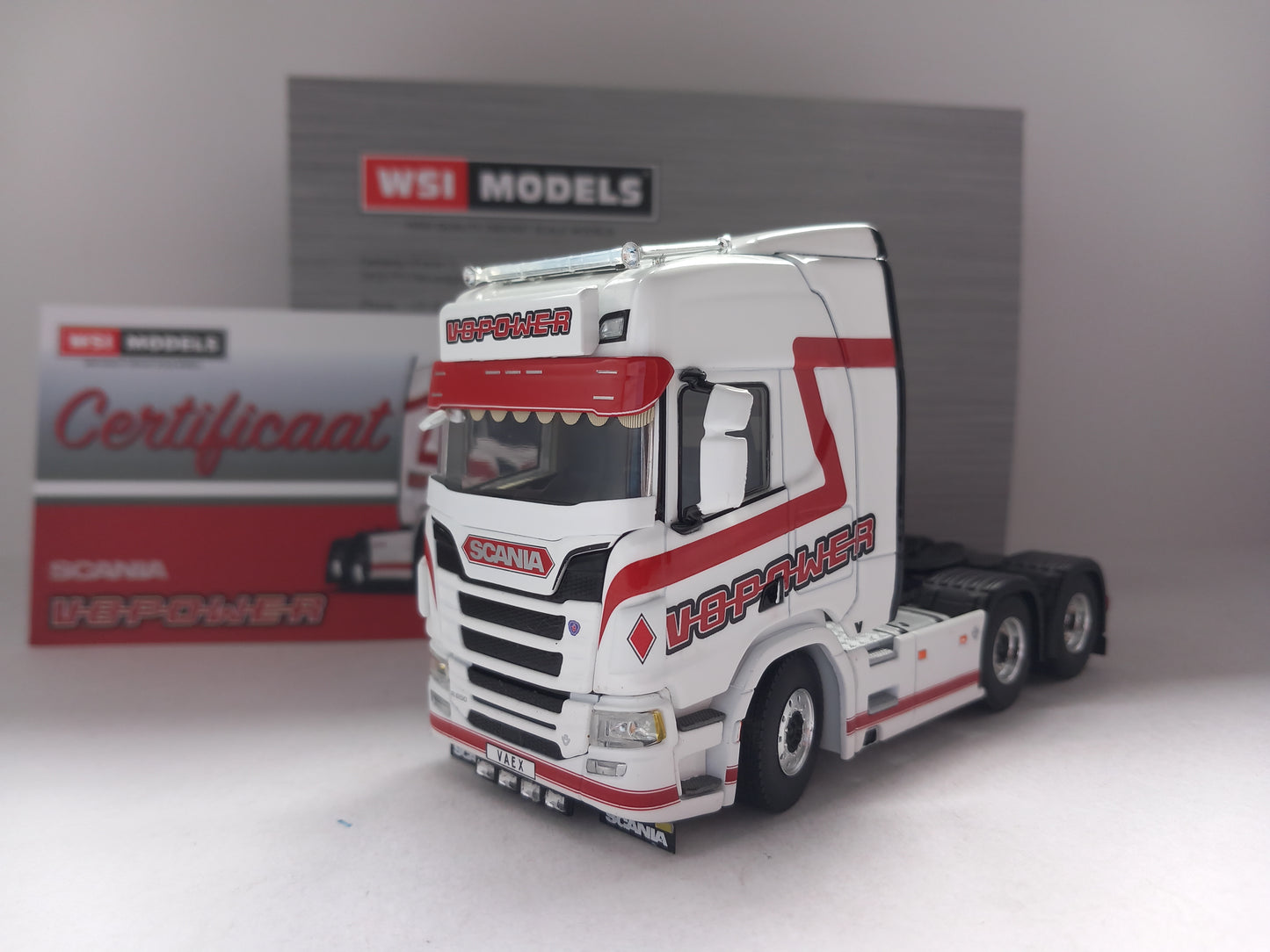 A ***REDUCED TO CLEAR*** ITEM WSI 02-3241 V8 POWER - SCANIA