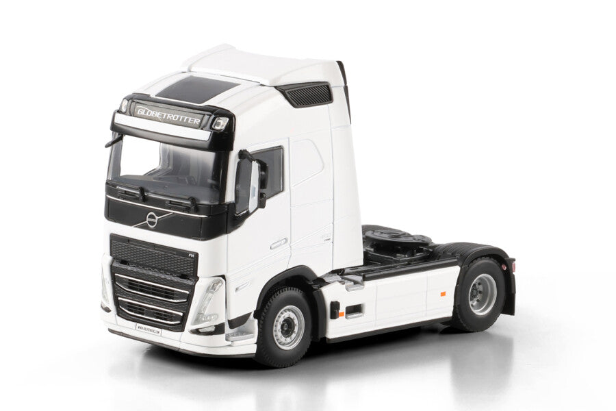 ANTICIPATED W/C 20.07.26 WSI VOLVO 03-2059 - WHITE LINE