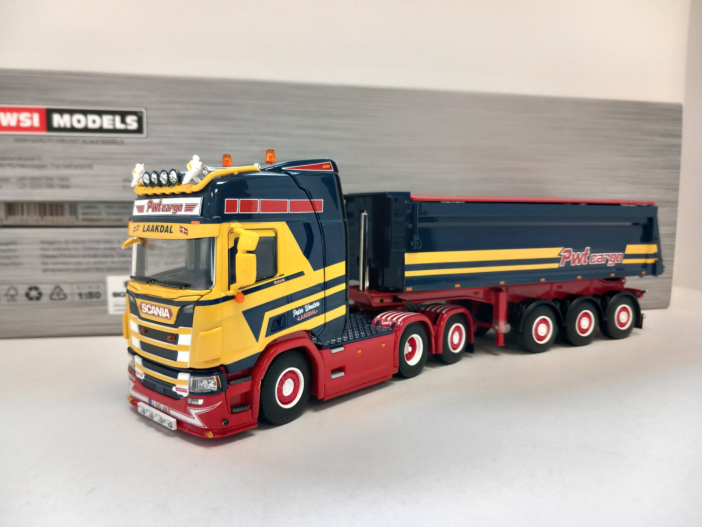 WSI 01-4399 PWT - SCANIA