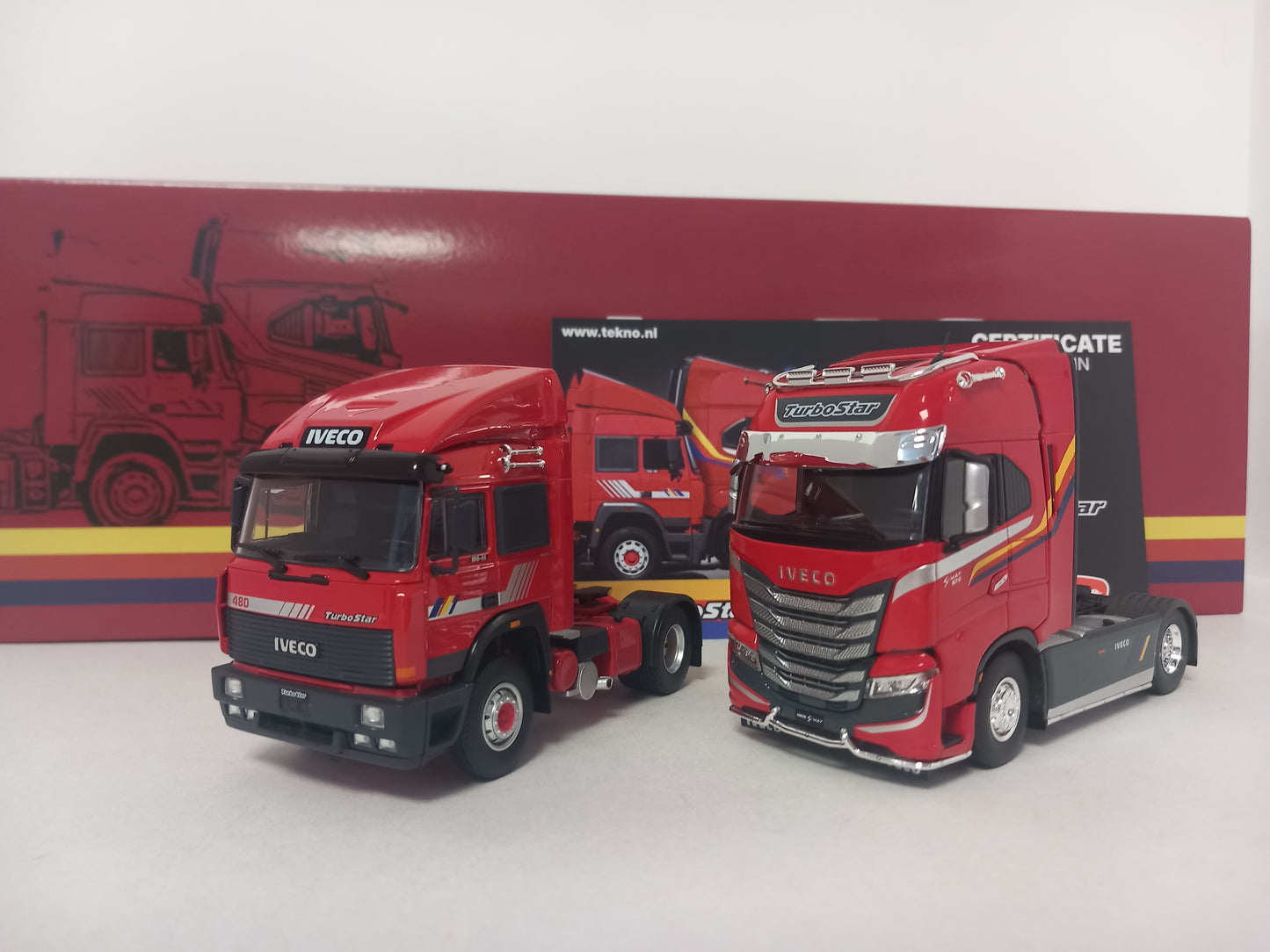 ARRIVAL TEKNO IVECO 89500 - 2 Unit Set