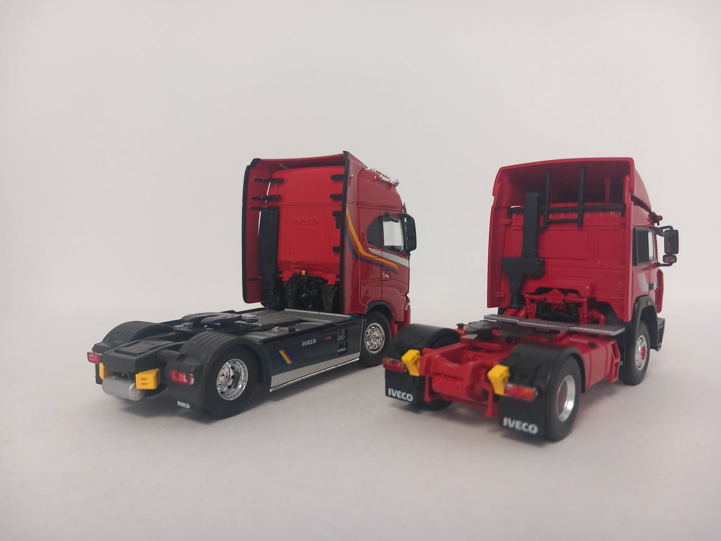 ARRIVAL TEKNO IVECO 89500 - 2 Unit Set