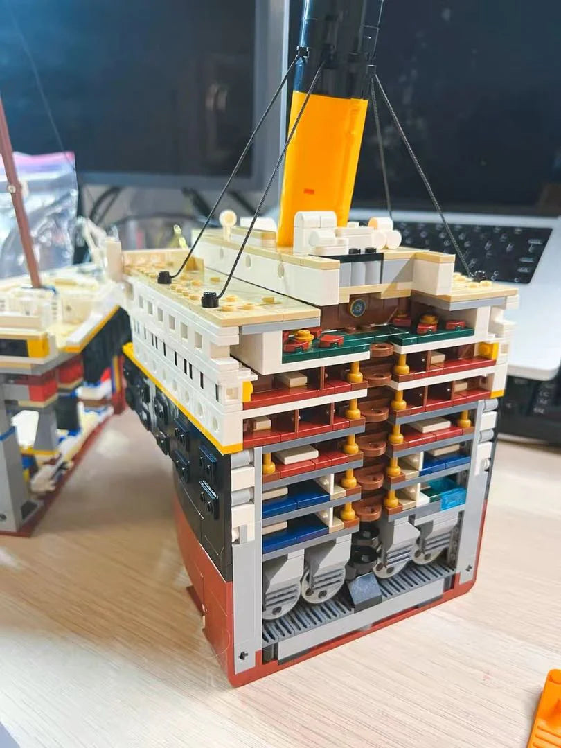 * FINAL REDUCTION *  BUILDING BRICK SET BE BRICK 68036 TITANIC *LAST ONE*