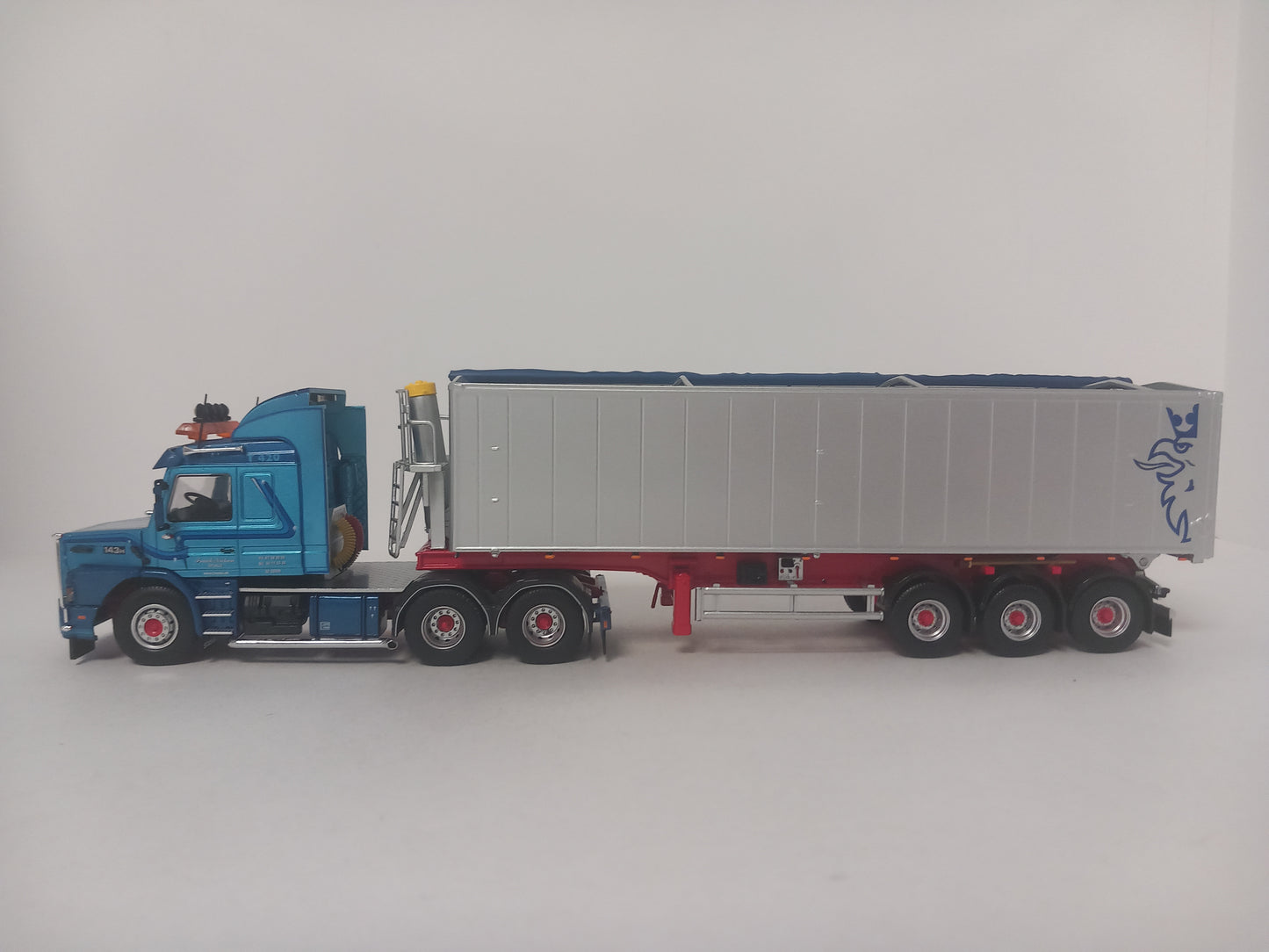 ARRIVAL TEKNO SCANIA 86819 - Frank Nielsen
