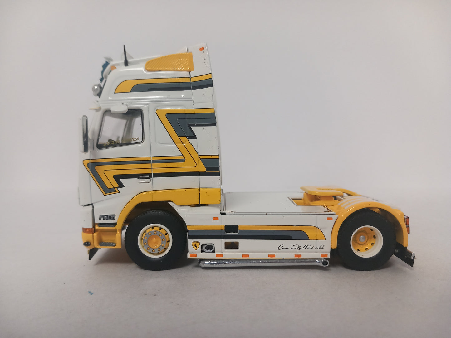 ARRIVAL  TEKNO VOLVO 87536 - Payne Greek Volvo *Last One*
