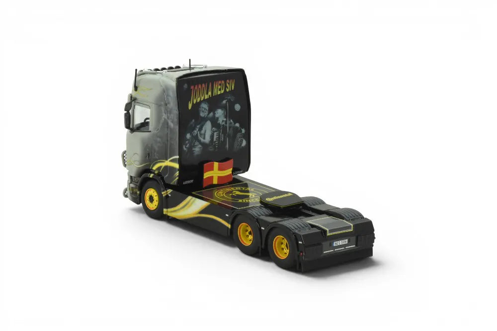ARRIVAL TEKNO SCANIA 88059 - Berthons