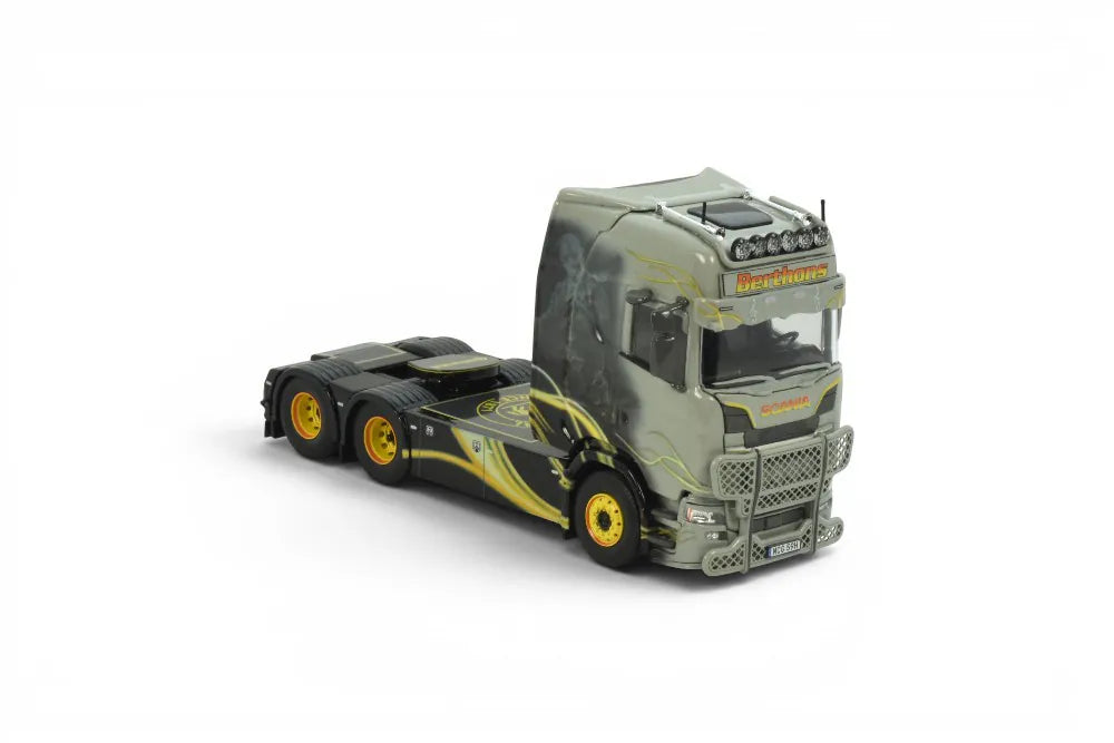 ARRIVAL TEKNO SCANIA 88059 - Berthons