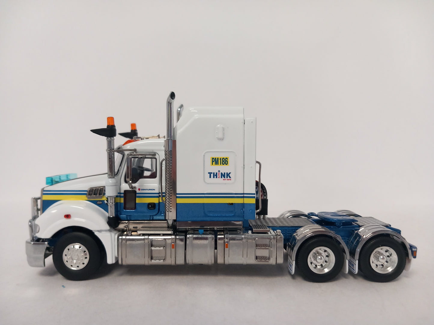 DRAKE MACK Z01594 - CENTURION