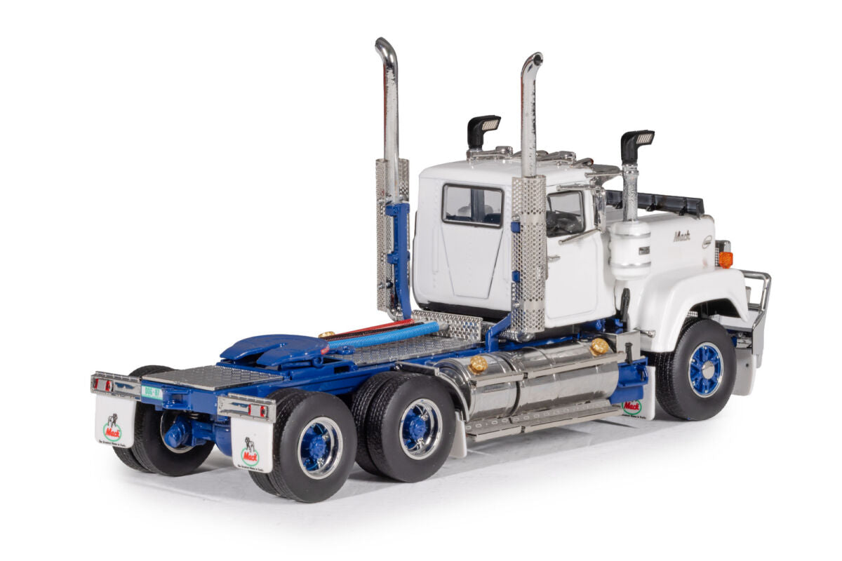 YEAR 2027 Q1 DRAKE MACK Z01715 - Day Cab Series