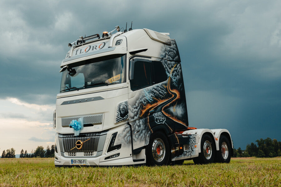 YEAR 2027 Q2 WSI VOLVO 01-5602 - Flora