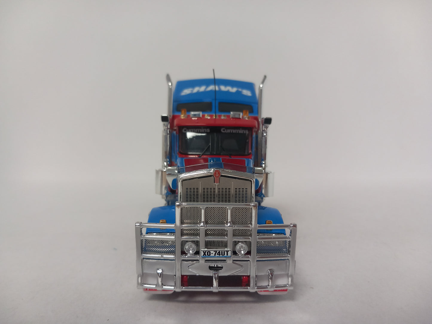 ARRIVAL  DRAKE KENWORTH T909 Z01666 - Shaws Transport *Last One*